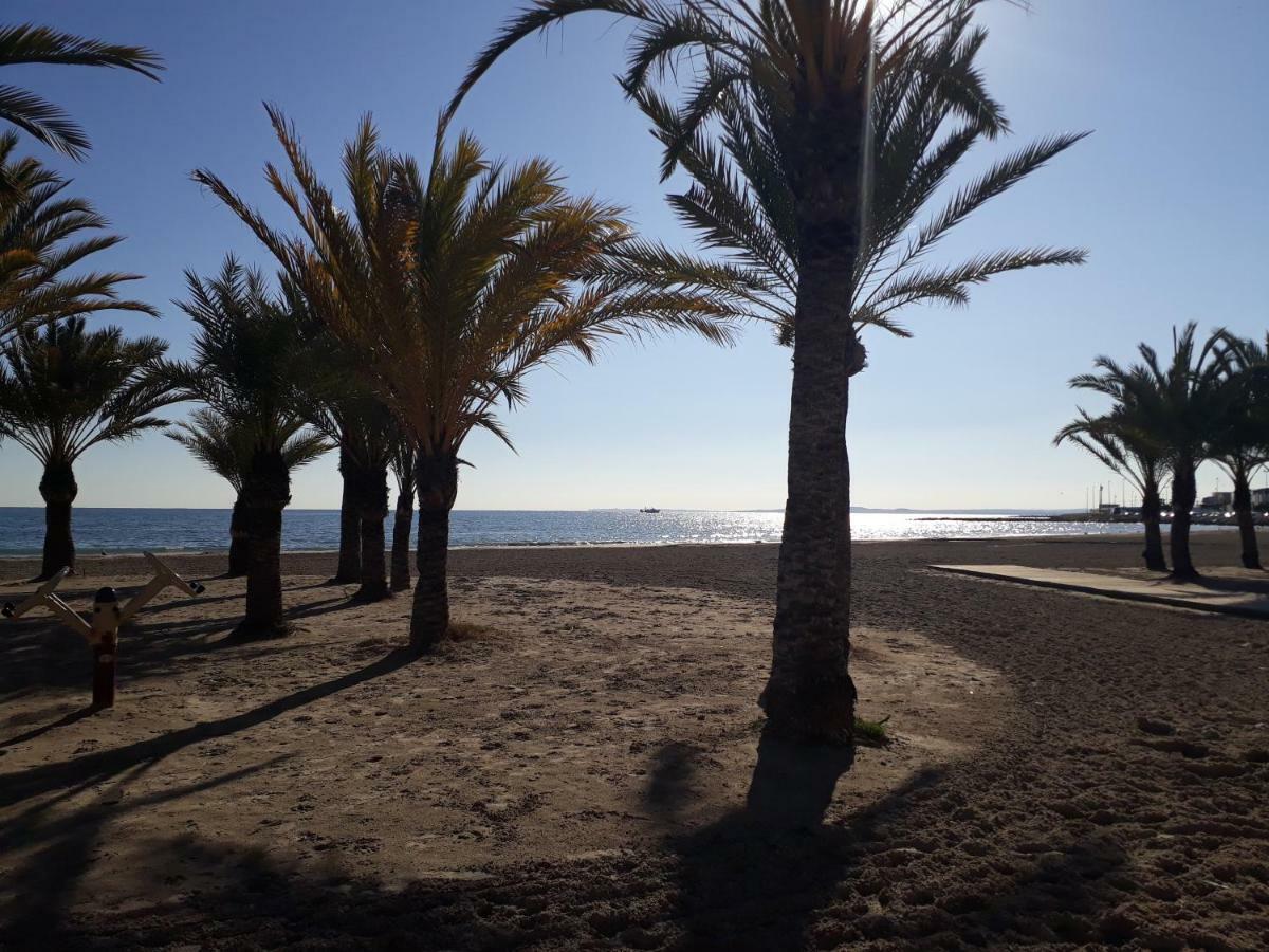 2 Bedroom'S Flat On The Beach, City Center, 1 Line Santa Pola Exterior foto